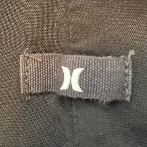 Hurley Solid Black Lightweight Mini Skirt. Size XS - Picture 2 of 4